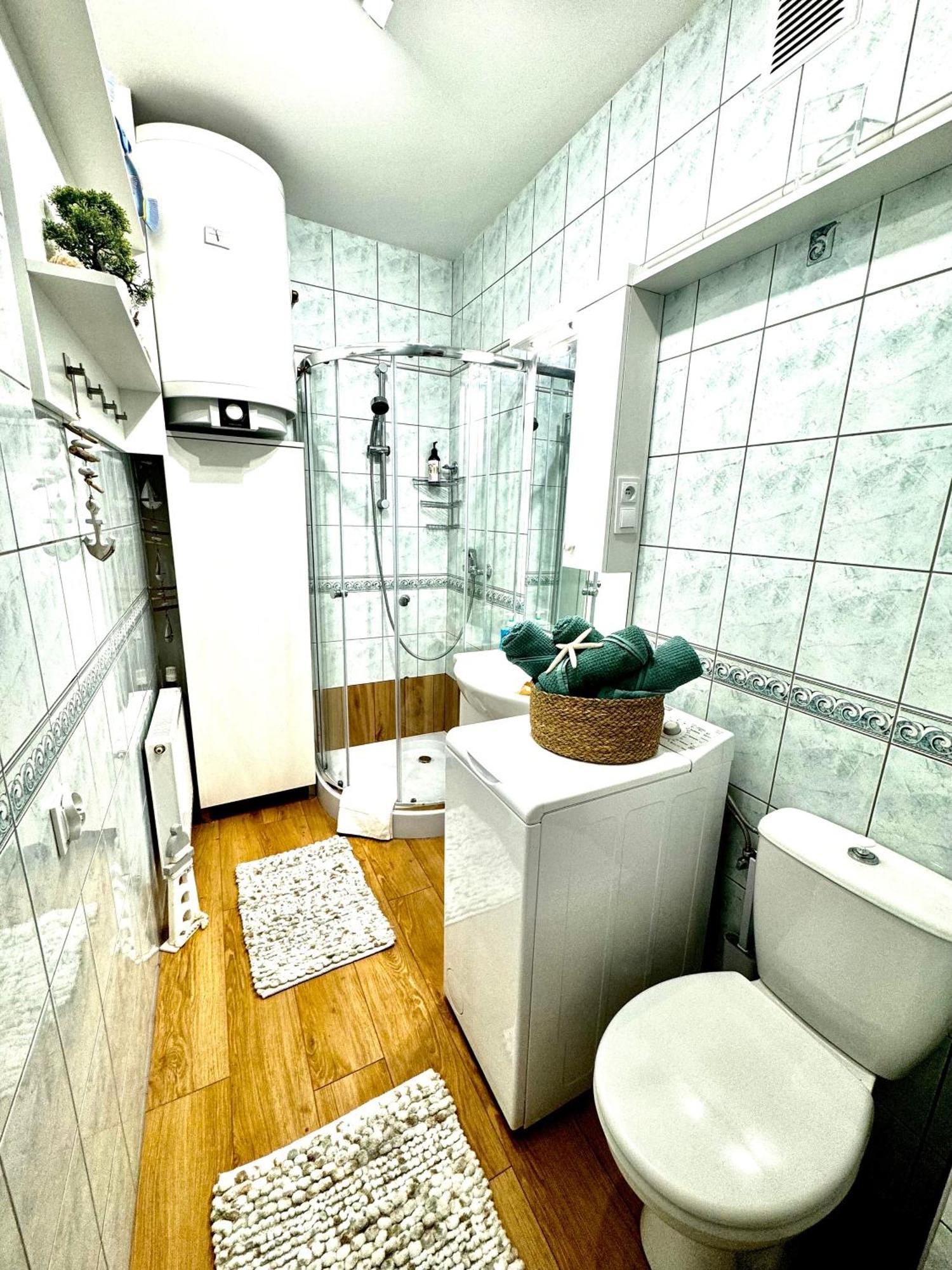 Viridi Appartement Radomierz Buitenkant foto